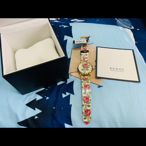 GUCCI Watch - Picture 3 of 3
